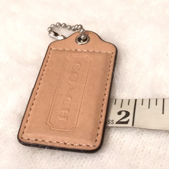 π₯FIRM PRICE HTF Coach Legacy XXL 3β Tan Bag Hang Tag Fob Keychain ONLY!π₯ NEW!!π - Picture 7 of 7